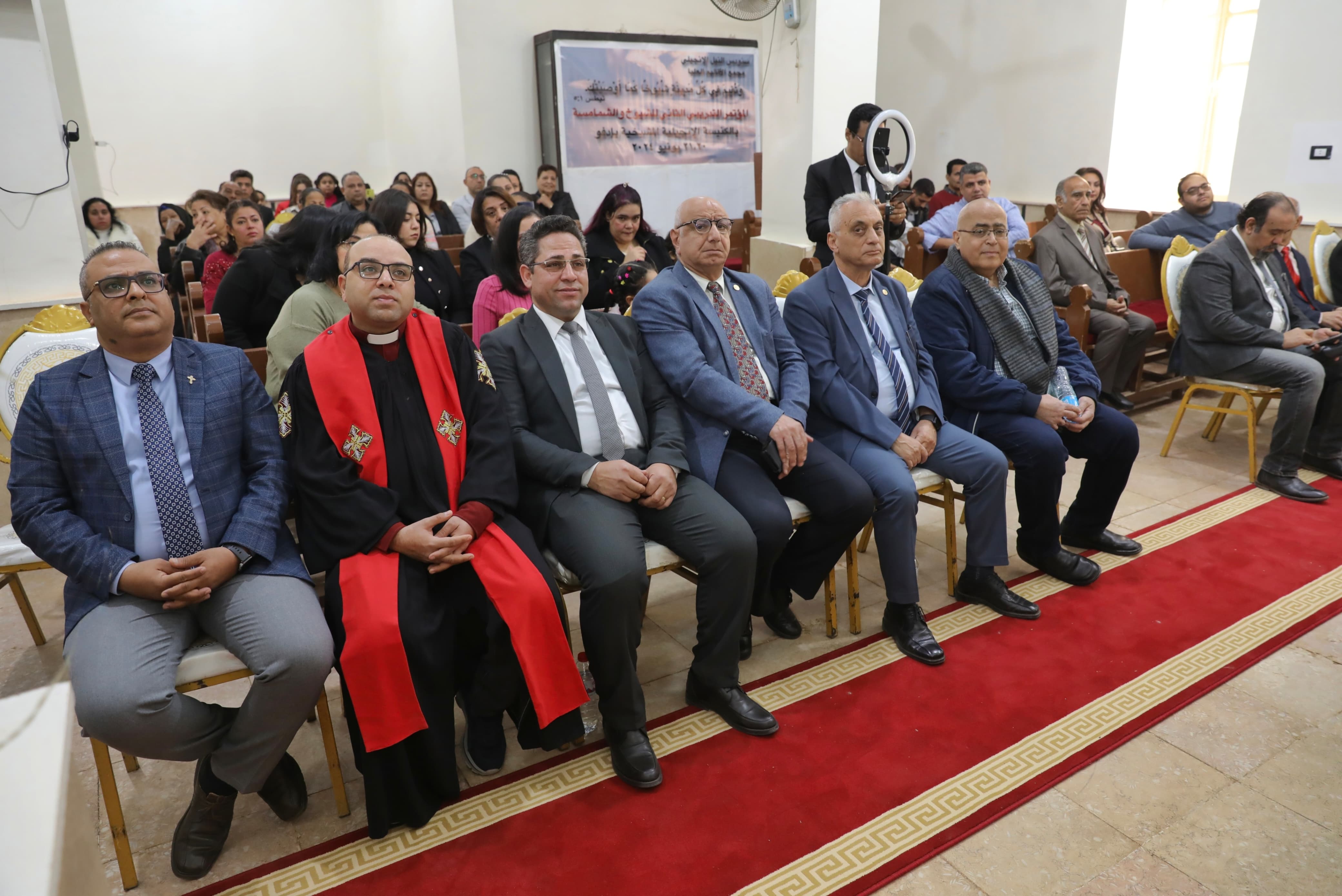 الكنيسة الإنجيلية فى إدفو الكنيسة الإنجيلية فى إدفو