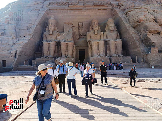 إقبال-السياح-الأجانب_1 إقبال-السياح-الأجانب_1