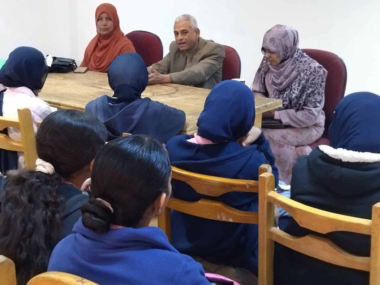 قصور الثقافة بالأقصر تحتفى بمسيرة فيلسوف البسطاء صلاح جاهين