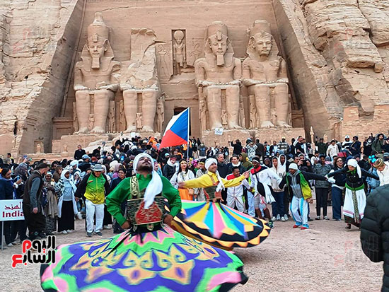 جانب-من-العروض جانب-من-العروض