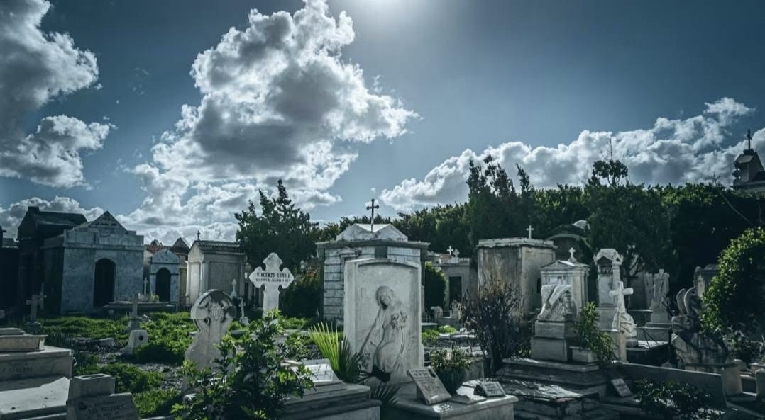 مقابر اليونان القديمة