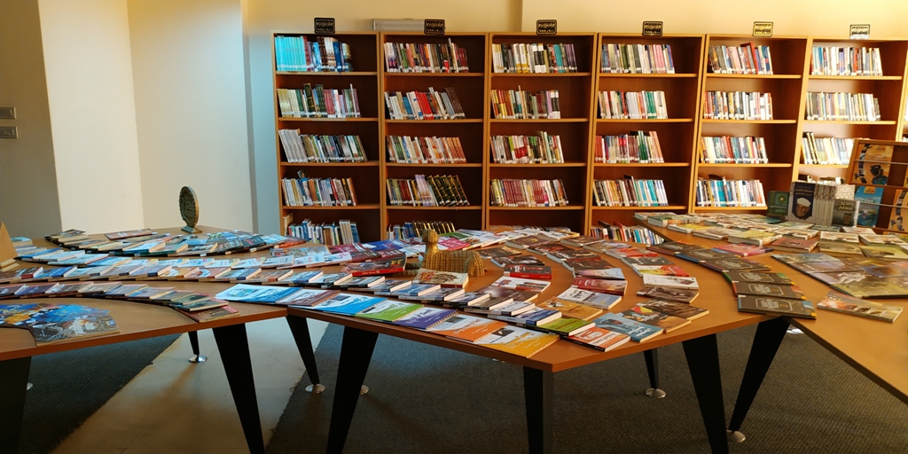 احدى قاعات مكتبة مصر العامة بمطروح