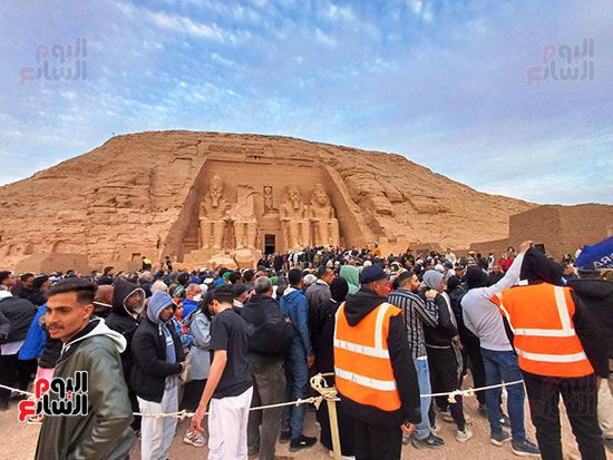 المعبد-من-الخارج المعبد-من-الخارج