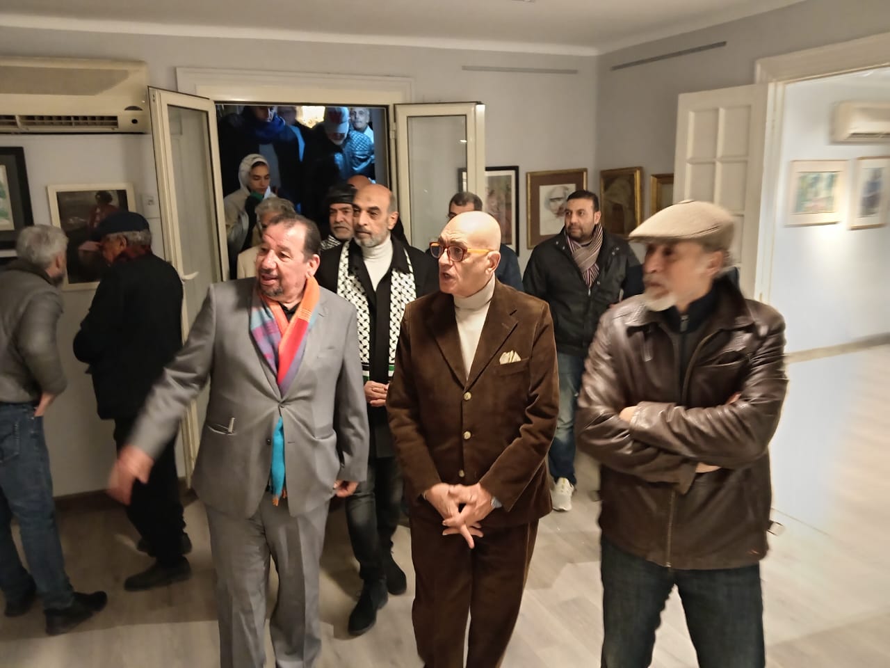 محمد سلماوي يفتتح قاعة حامد ندا بجاليرى ضي (1)