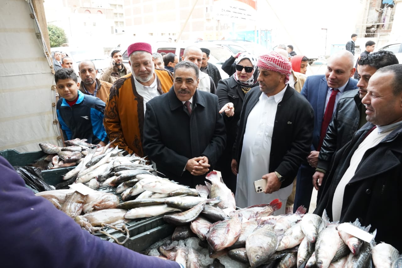 اسماك باسعار مخفضة - معرض اهلا رمضان بمطروح