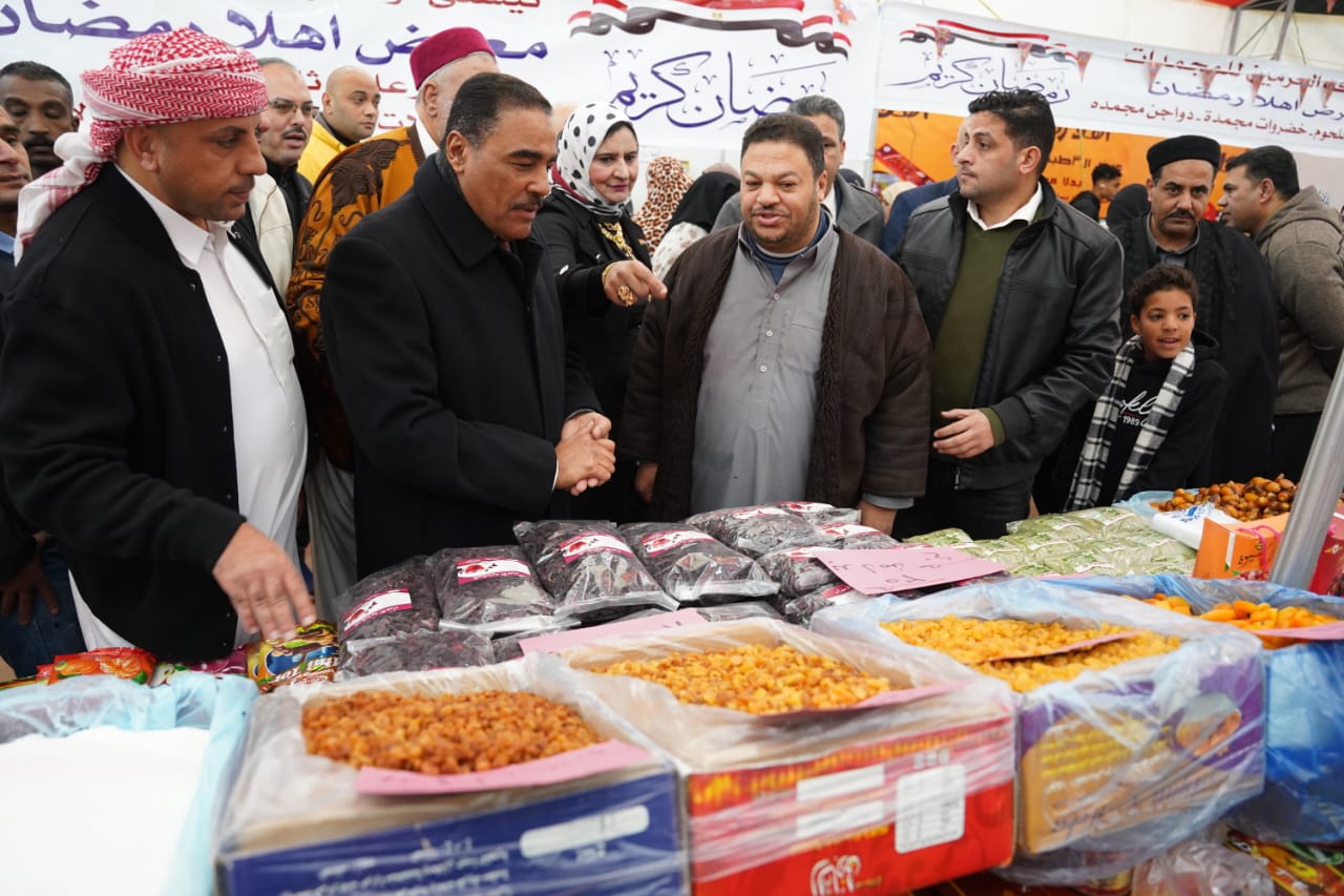 بلح وياميش رمضان بمعرض مطروح