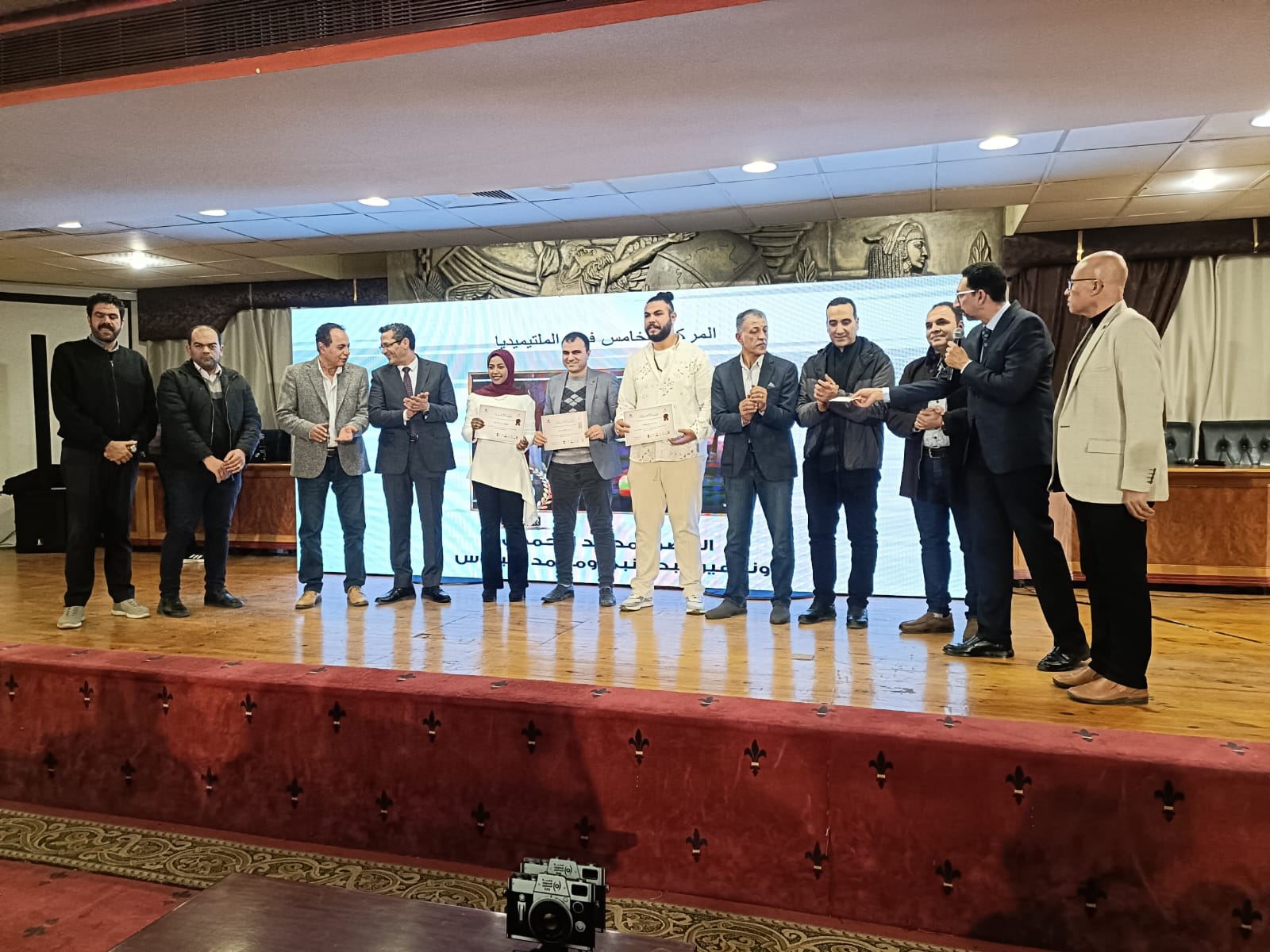 اليوم السابع يفوز بجائزة شعبة المصورين الصحفيين اليوم السابع يفوز بجائزة شعبة المصورين الصحفيين