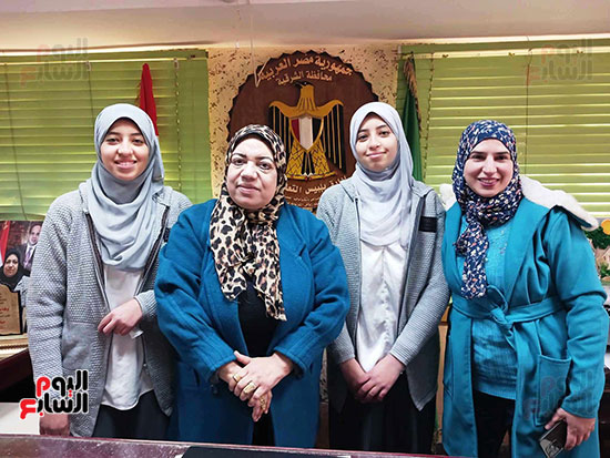 أمل-عبد-الرحمن،-إخصائية-بمدرسة-عبد-المنعم-رياض-الثانوية