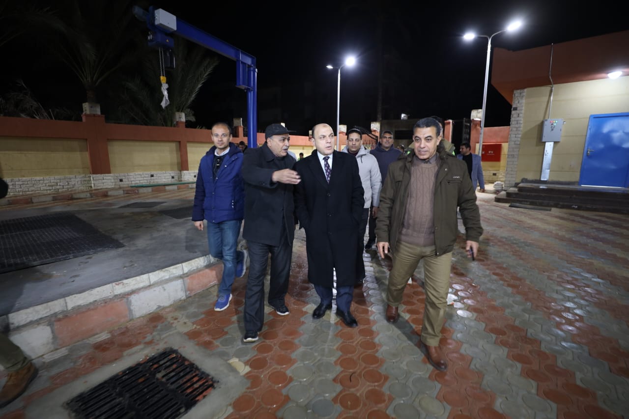 محافظ كفرالشيخ يتفقد رافع صرف صحي الجزيرة الخضراء محافظ كفرالشيخ يتفقد رافع صرف صحي الجزيرة الخضراء