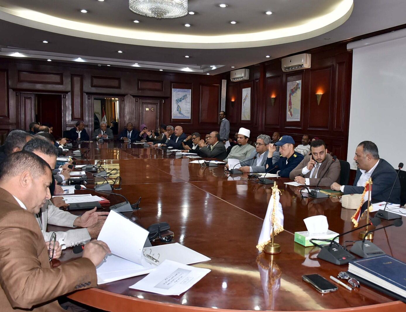 محافظ الأقصر يعلن تخصيص أرض لإقامة مدرسة بقرية توماس