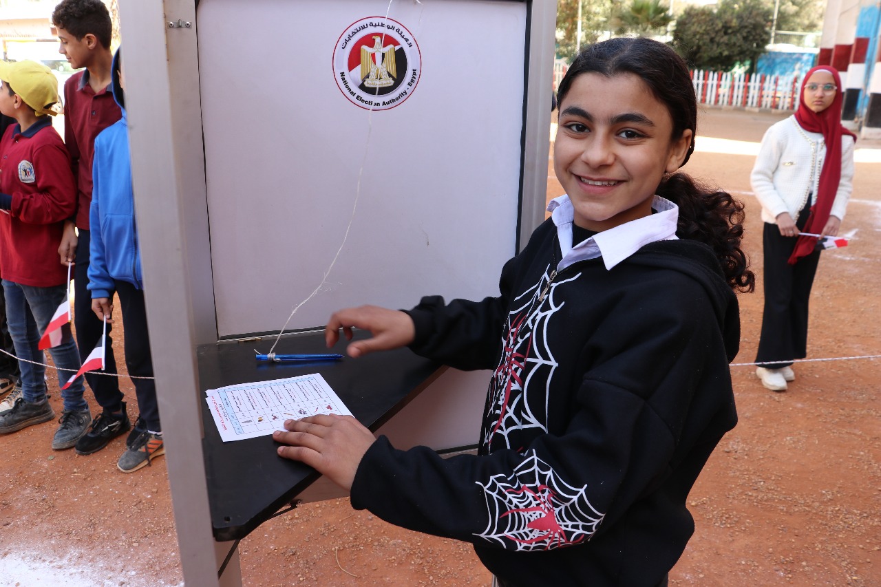 فعاليات جولات الهيئة الوطنية للانتخابات الميدانية بمحافظة أسيوط (8)