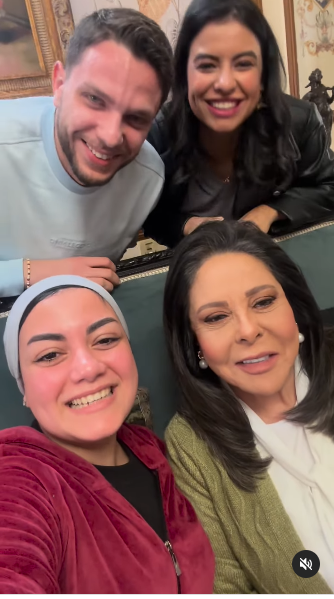 النجمة اسعاد يونس ونجوم كاستنج