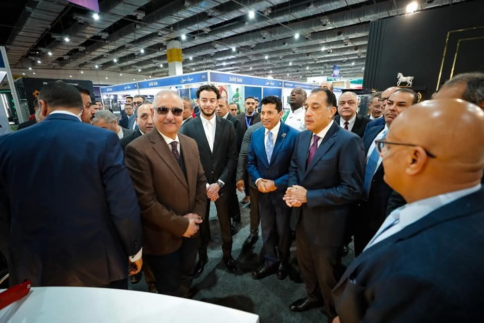 رئيس البنك الاهلي ووزير الرياضة ورئيس الوزراء رئيس البنك الاهلي ووزير الرياضة ورئيس الوزراء