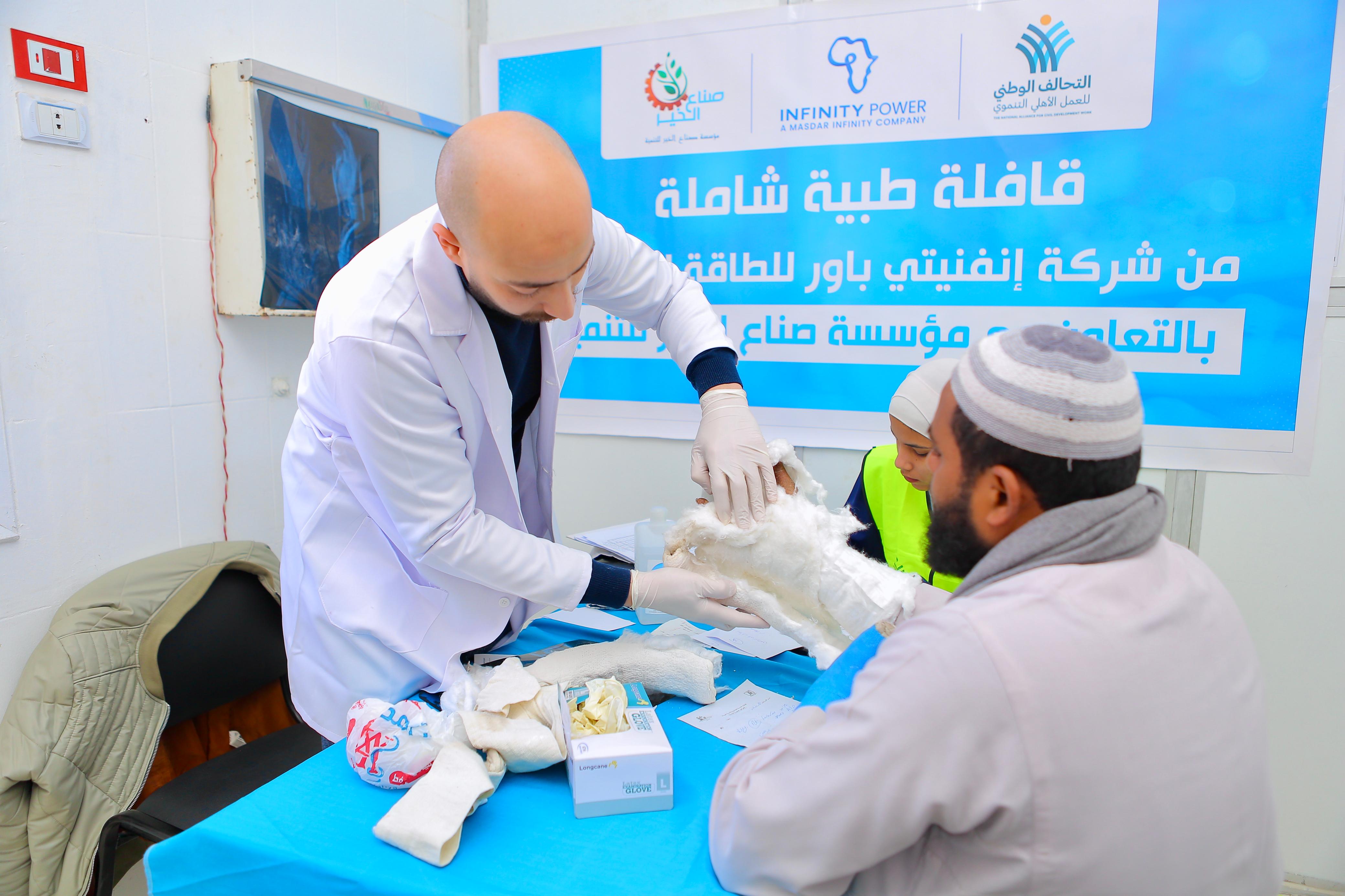 جانب من القافلة الطبية جانب من القافلة الطبية