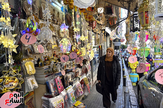 بيروت تستقبل رمضان بالزنية والفوانيس