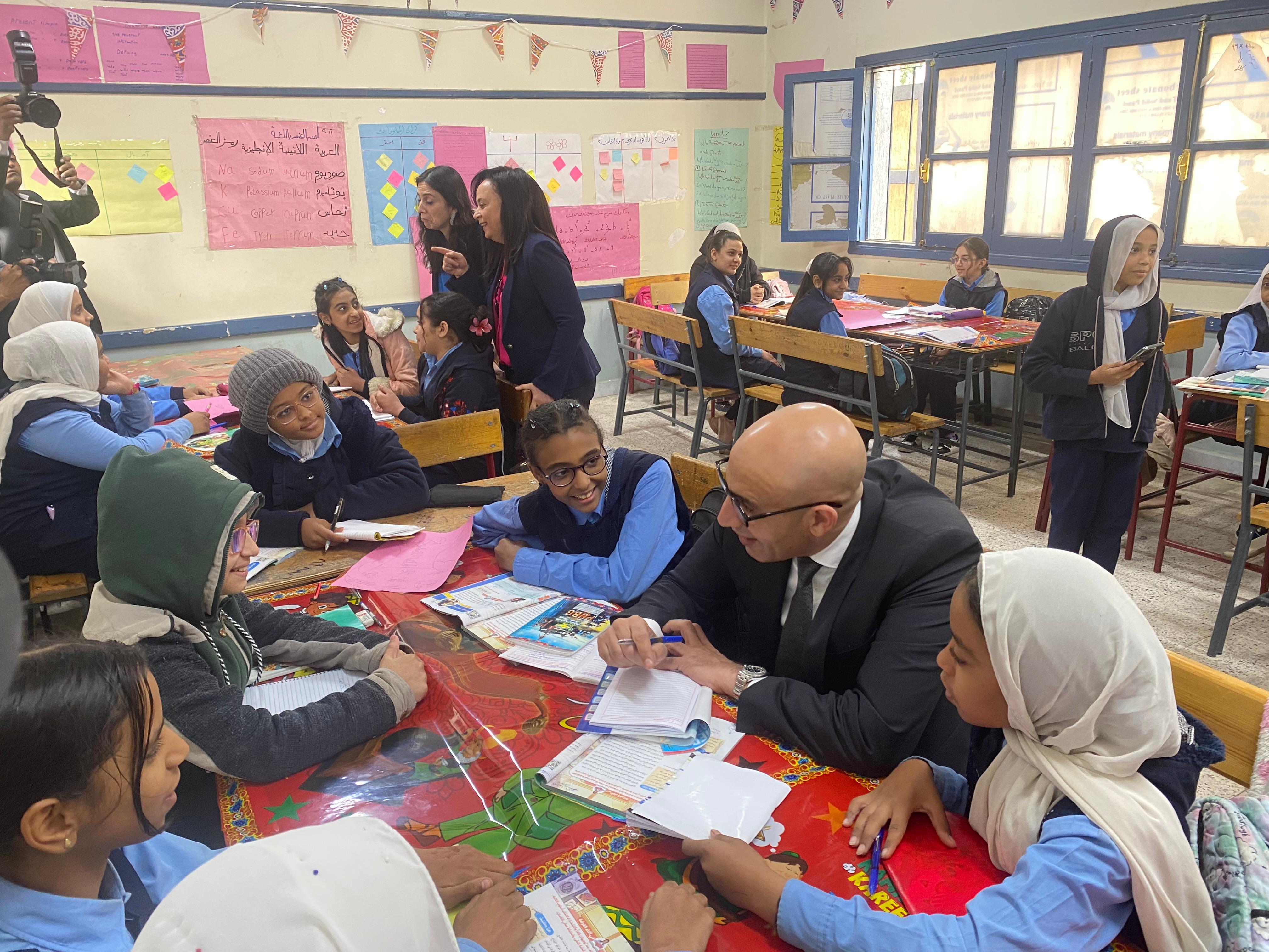 جانب من الزيارة