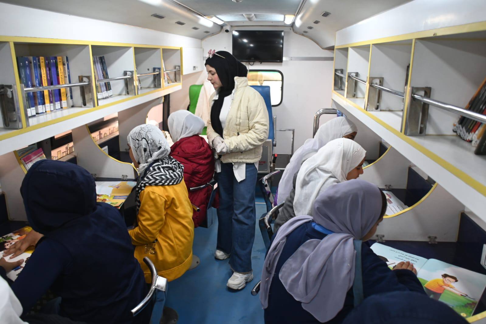 المكتبات المتنقلة المكتبات المتنقلة
