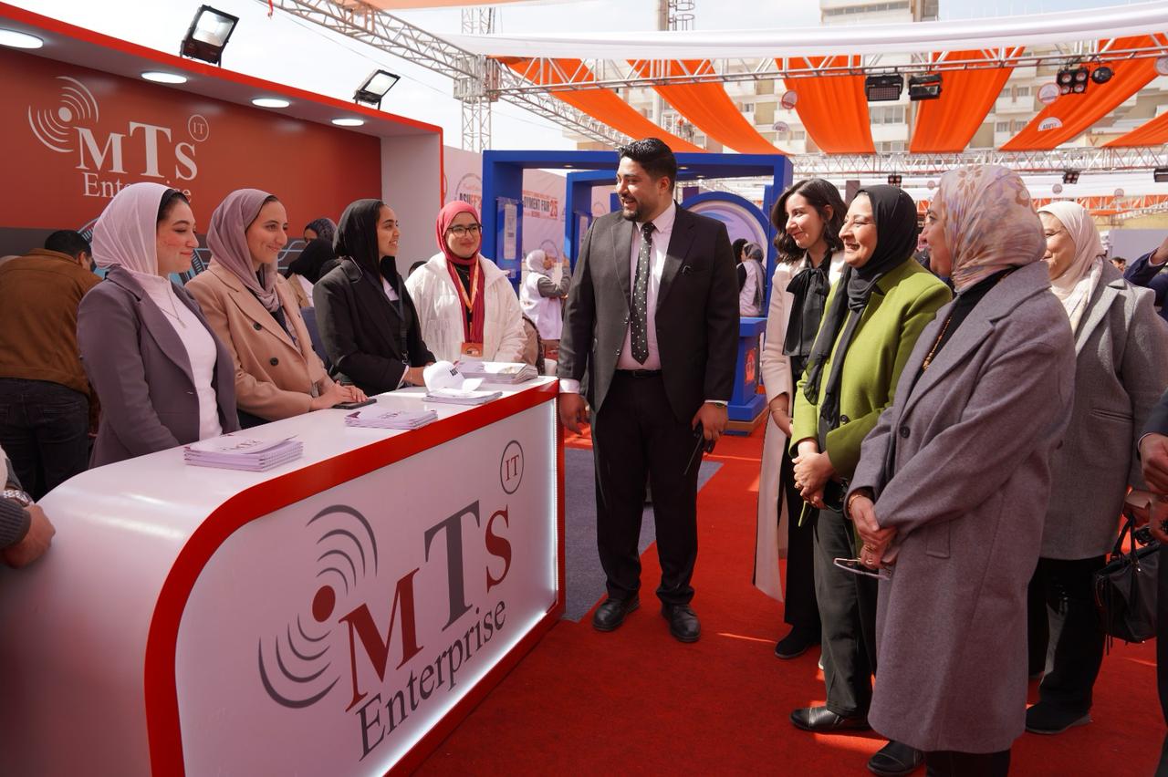 الملتقى التوظيفى بجامعة عين شمس الملتقى التوظيفى بجامعة عين شمس