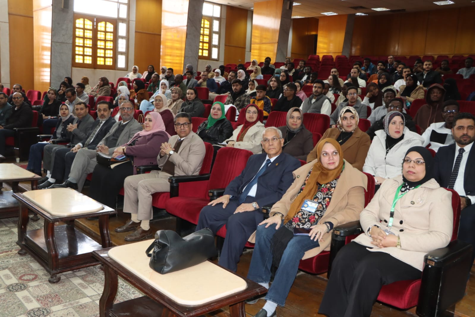 جانب من الزيارة جانب من الزيارة