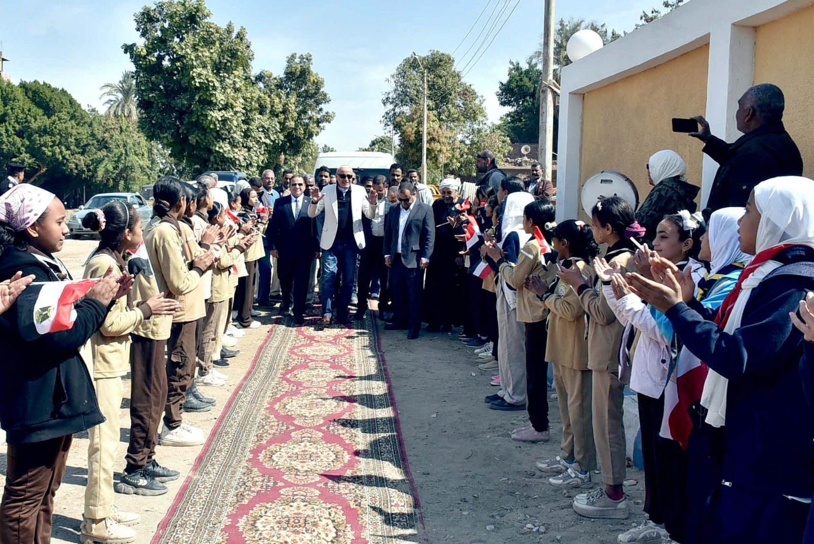 مدينة أرمنت تشهد افتتاح محطة صرف صحى الرزيقات بحرى