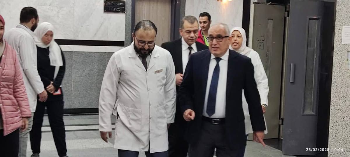 جولة رئيس هيئة التأمين الصحي في مستشفى أطفال مصر جولة رئيس هيئة التأمين الصحي في مستشفى أطفال مصر