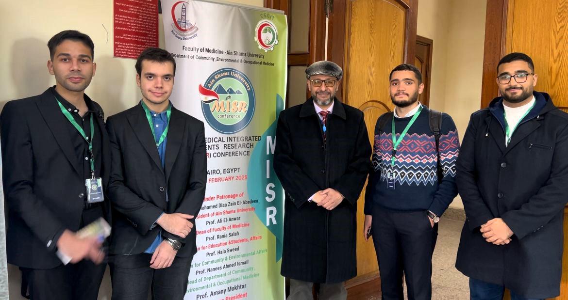 طلاب طب المنصورة الجديدة