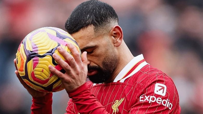 نجم ليفربول والمنتخب محمد صلاح