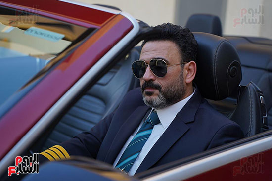 87527-اكرم-حسني-في-كواليس-الكابتن