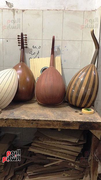 رحلة صناعة العود من الخشب إلى النغم العذب (1)