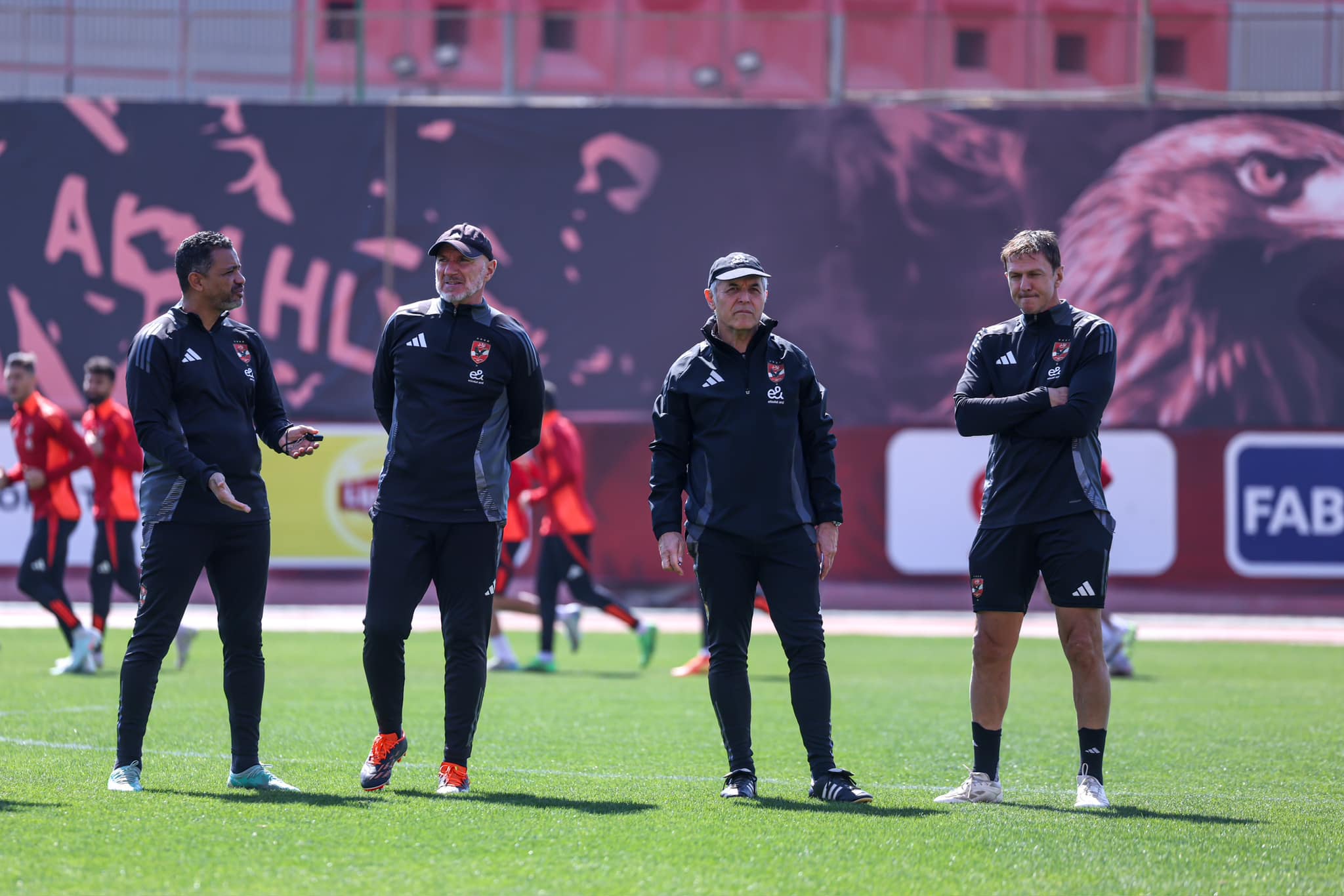 الجهاز الفني للأهلي الجهاز الفني للأهلي