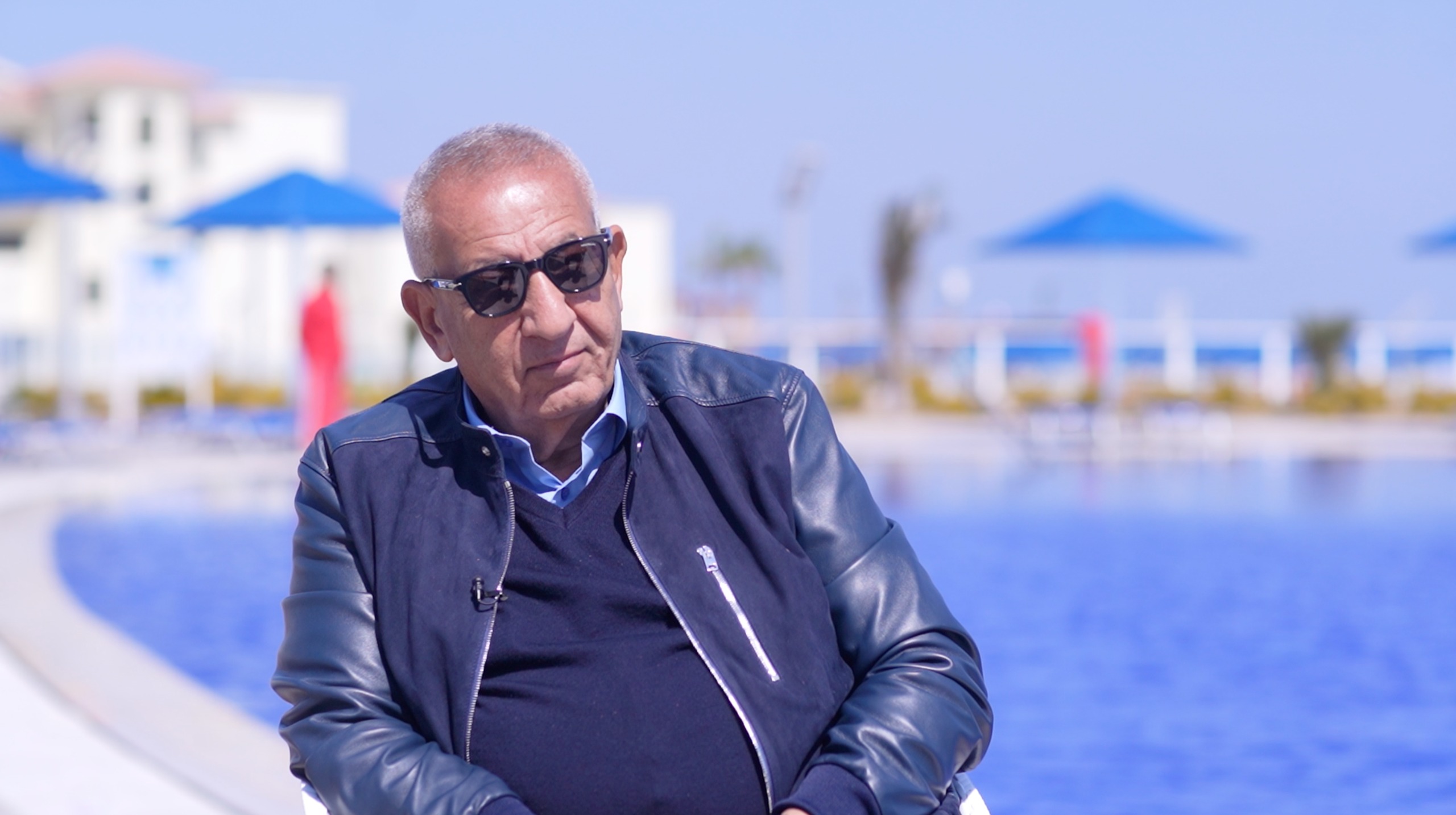 رجل الأعمال كامل أبو على  (1)