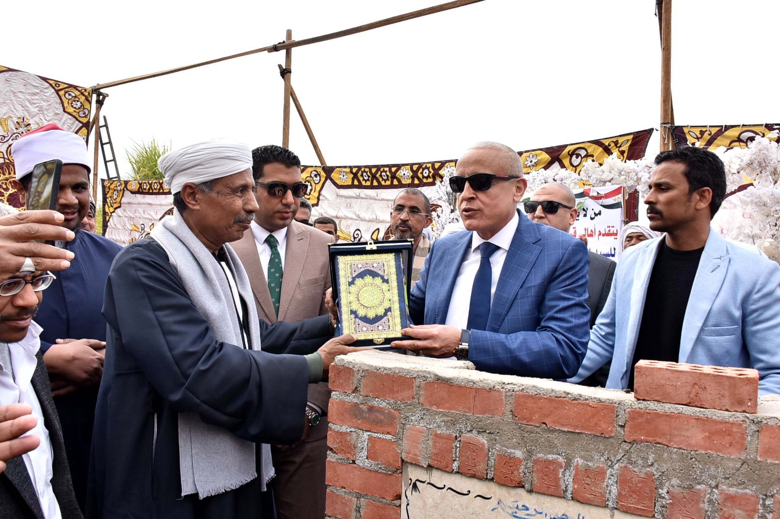 حجر أساس معهد أزهري ومدرسة تعليم أساسي بقرية المريس