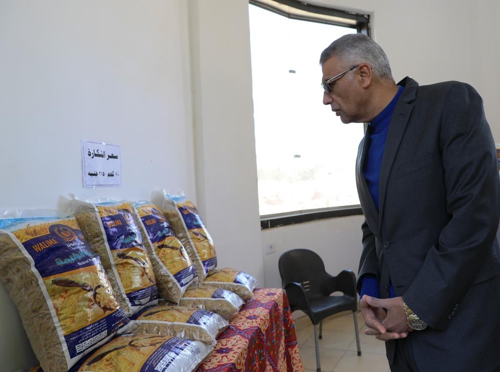 جولة محافظ أسوان بمعارض أهلاً رمضان جولة محافظ أسوان بمعارض أهلاً رمضان