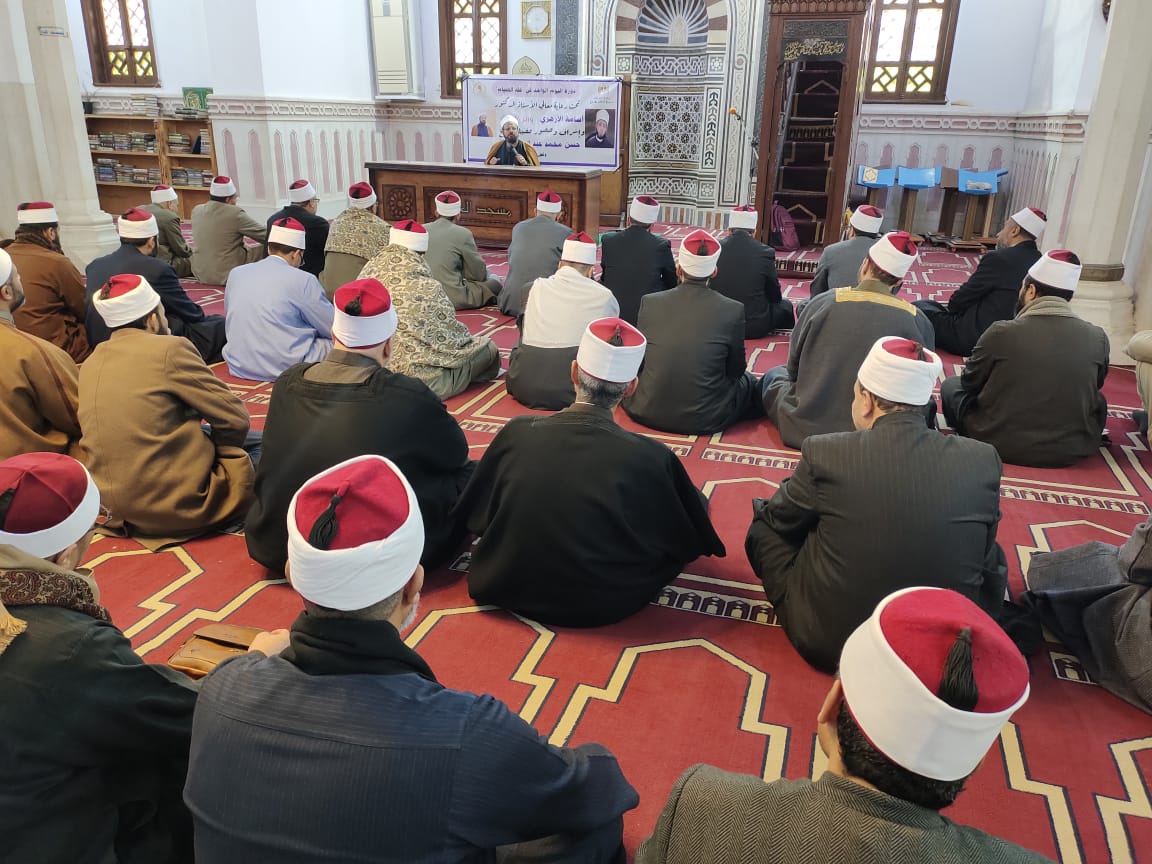 اجتماع ائمة مطروح استعدادا لشهر رمضان