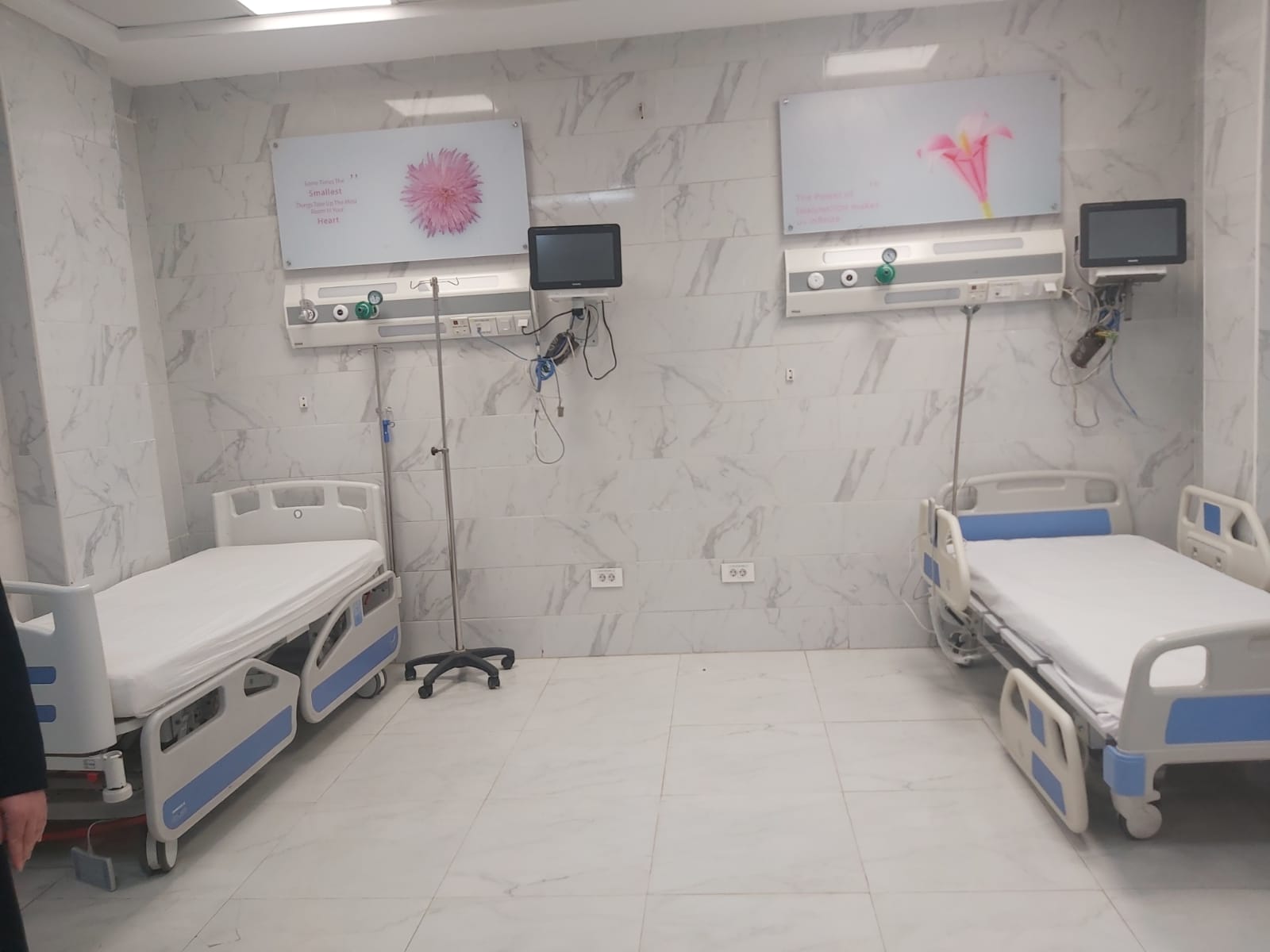 تجهيزات بمستشفيات قصر العينى لاستقبال مصابى غزة