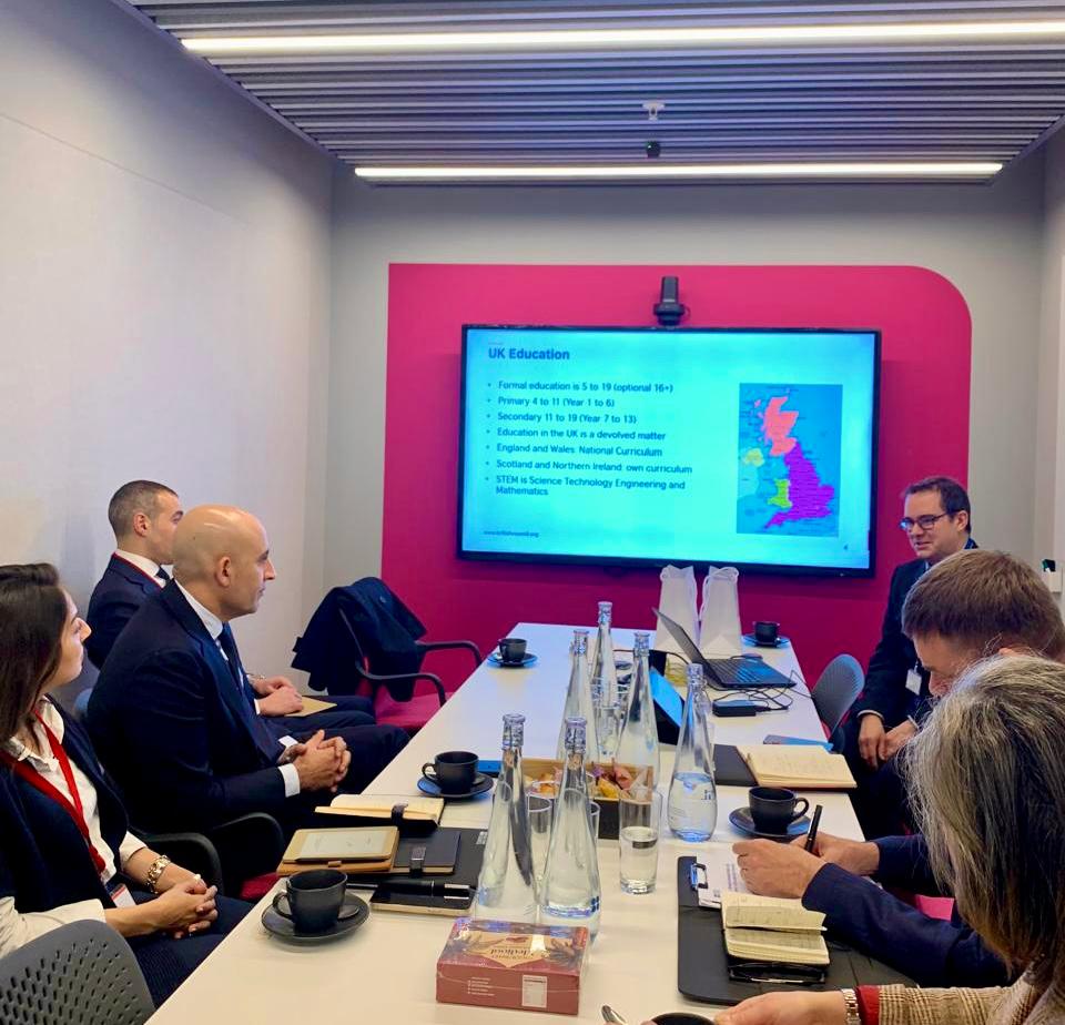 جانب من المشاركى جانب من المشاركى