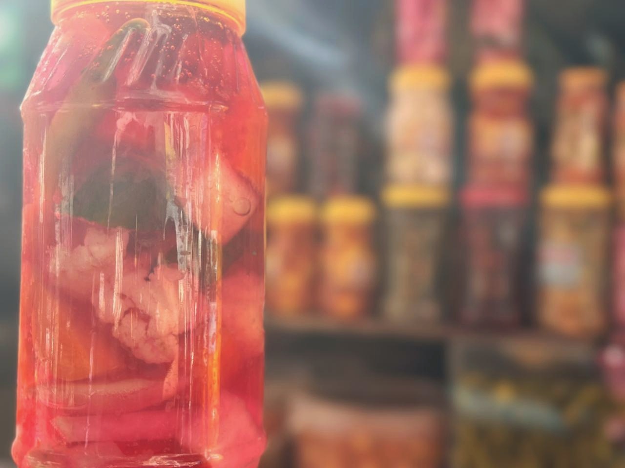 المخللات في سوق بورسعيد