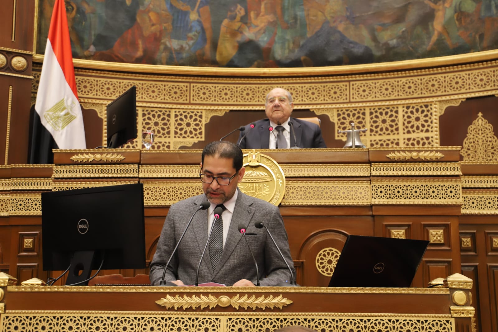 مجلس الشيوخ يبدأ مناقشة تطوير منظومة التعليم الجامعي والبحث العلمي في مصر (5)