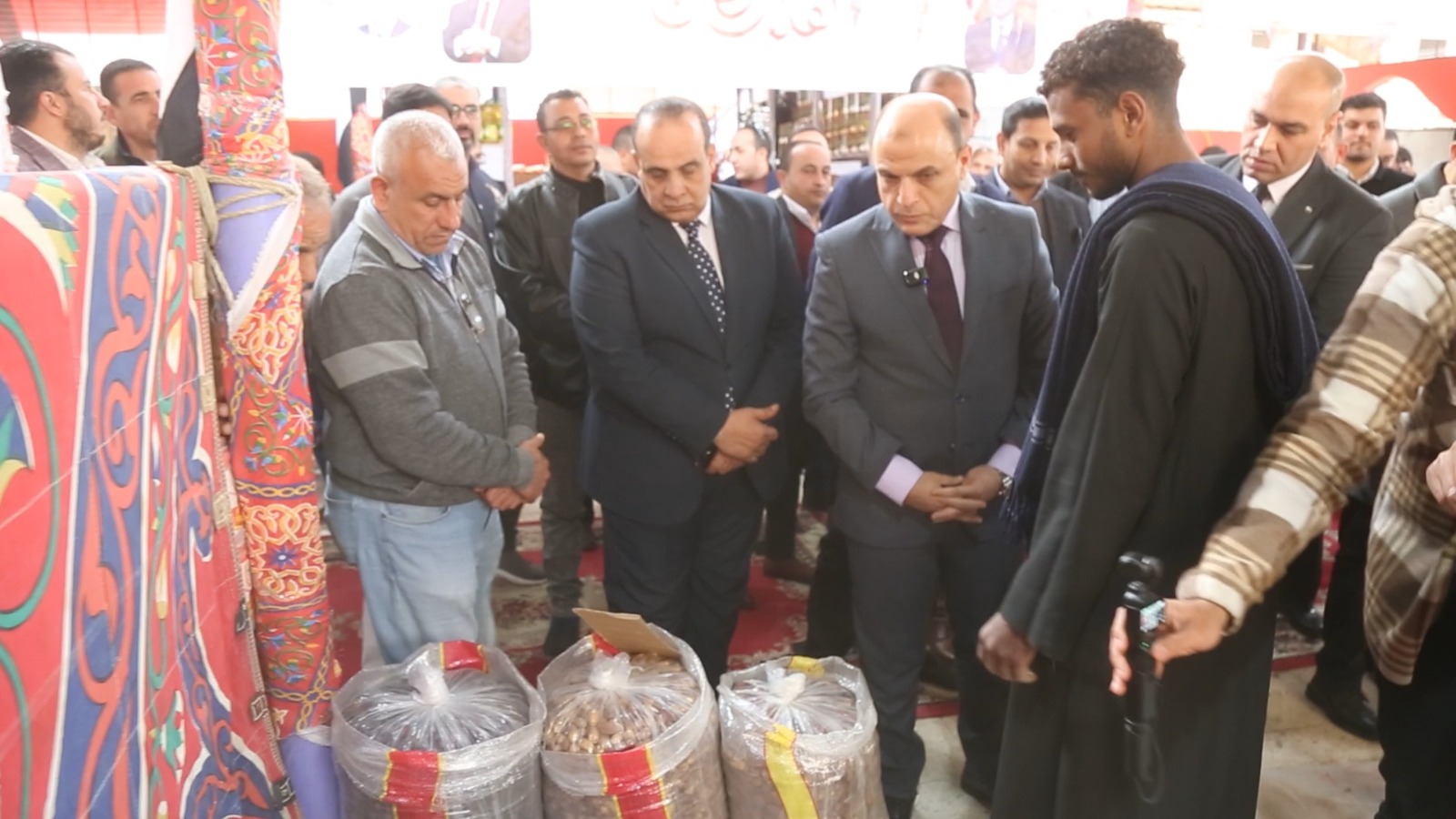 محافظ كفر الشيخ كفر الشيخ يتفقد معرض أهلا رمضان