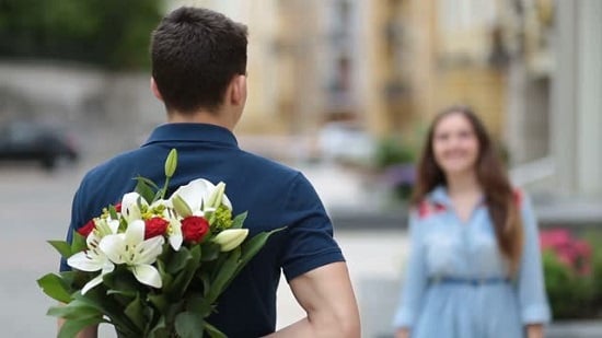 تقديم الورود تقديم الورود