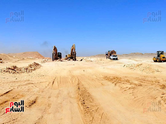 معدات-الحفر-تعمل-فى-منطقة-النقب
