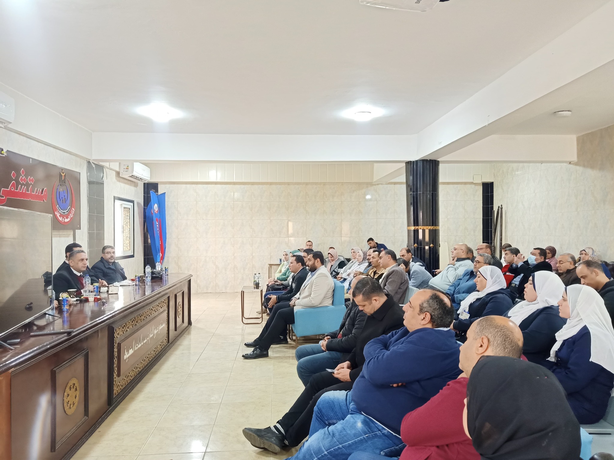 وكيل صحة كفر الشيخ خلال لقاءه بالأطباء