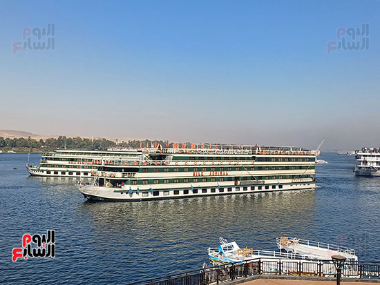 حركة-البواخر-السياحية-فى-النيل-بأسوان