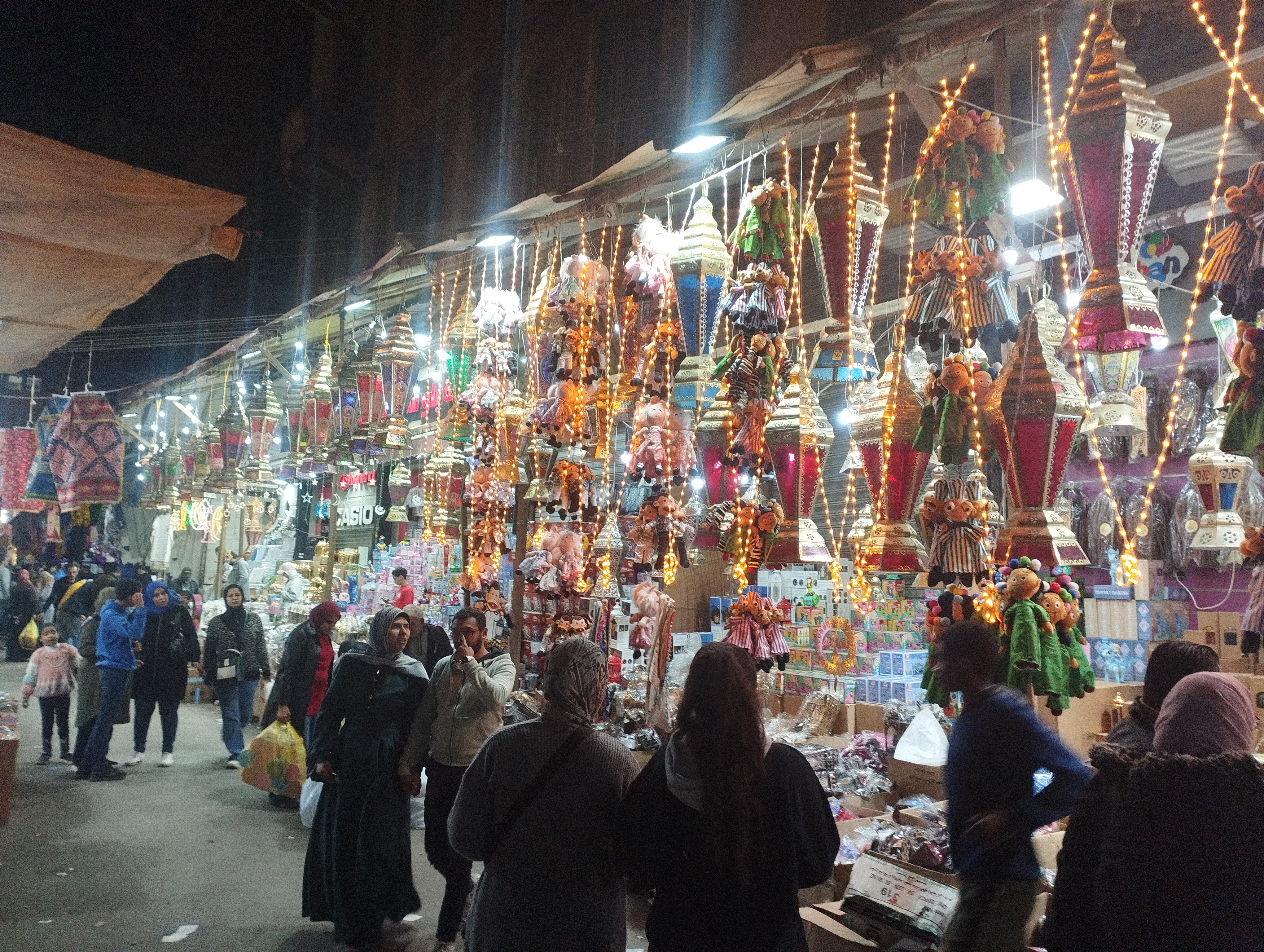 روائح شهر رمضان في أسواق الإسكندرية