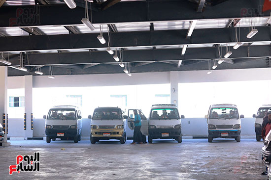 السيارات-داخل-موقف-السرفيس-بأبنوب السيارات-داخل-موقف-السرفيس-بأبنوب