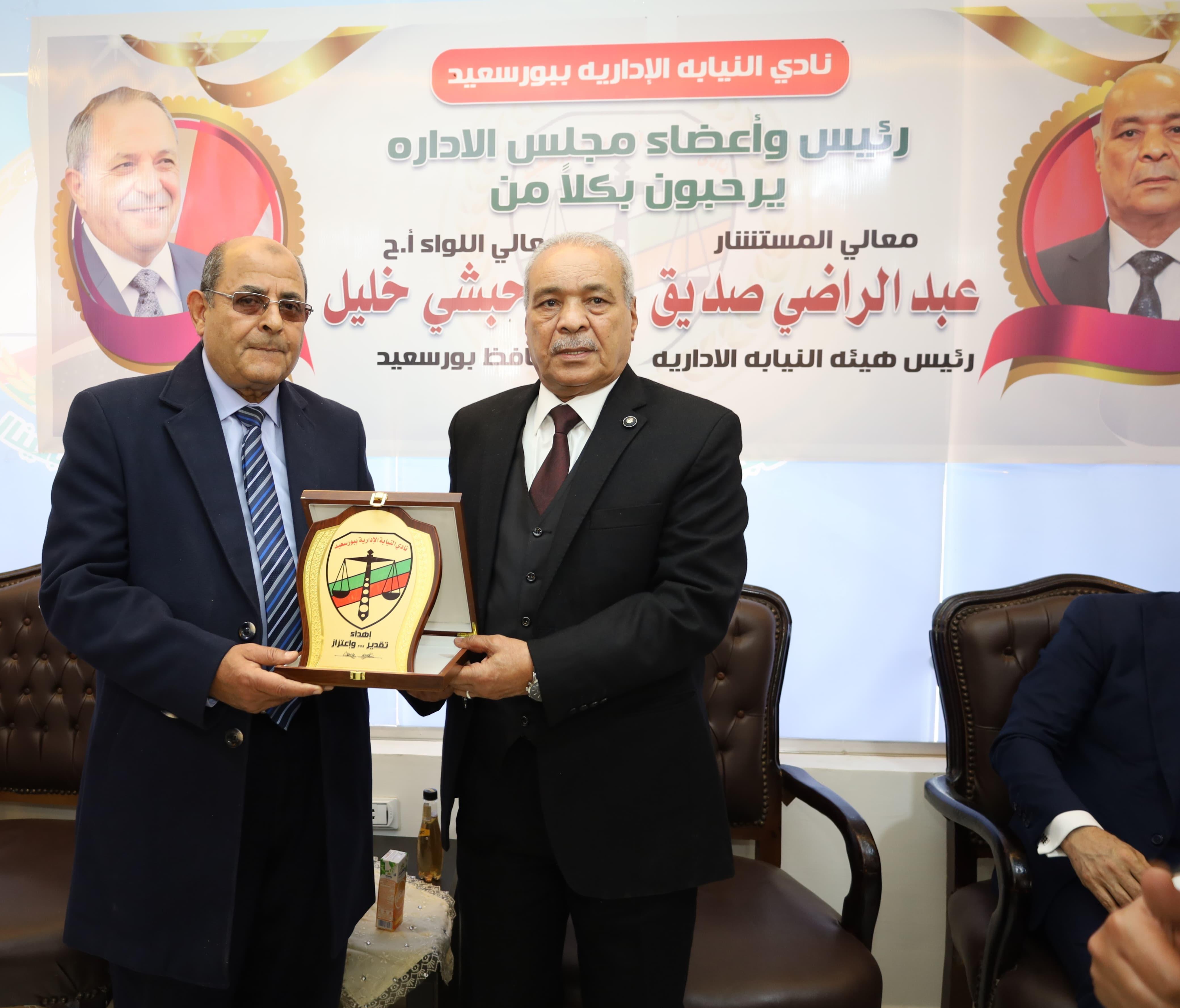  وضع حجر الأساس لمجمع النيابات الإدارية (4)