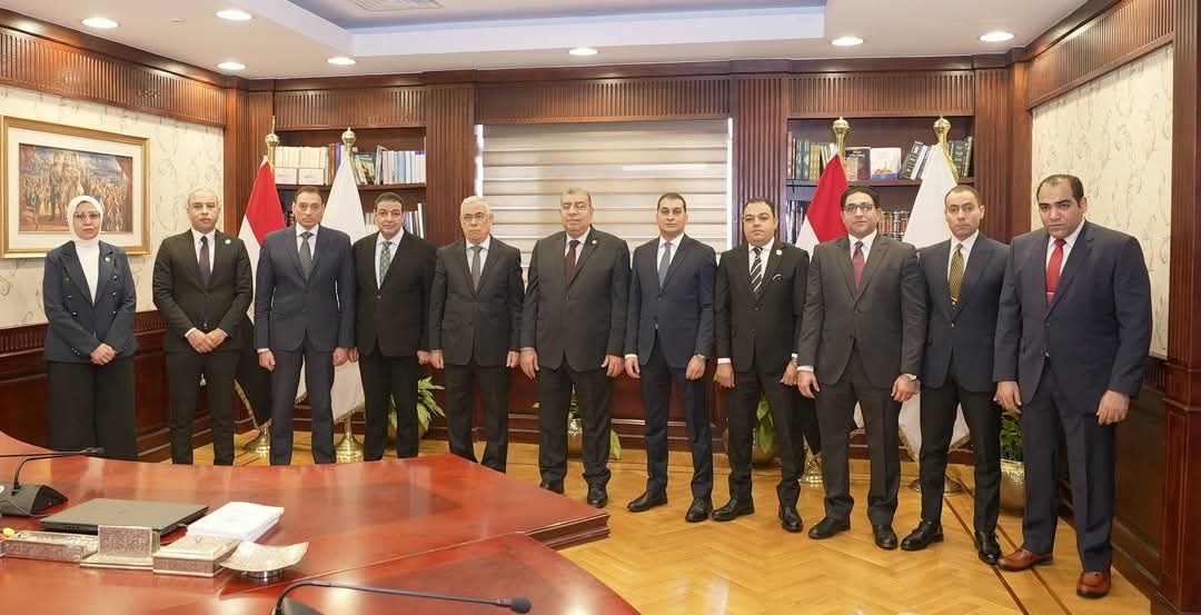 يتلقى المدعي العام رئيس الاستئناف لمحاكمة استئناف القاهرة