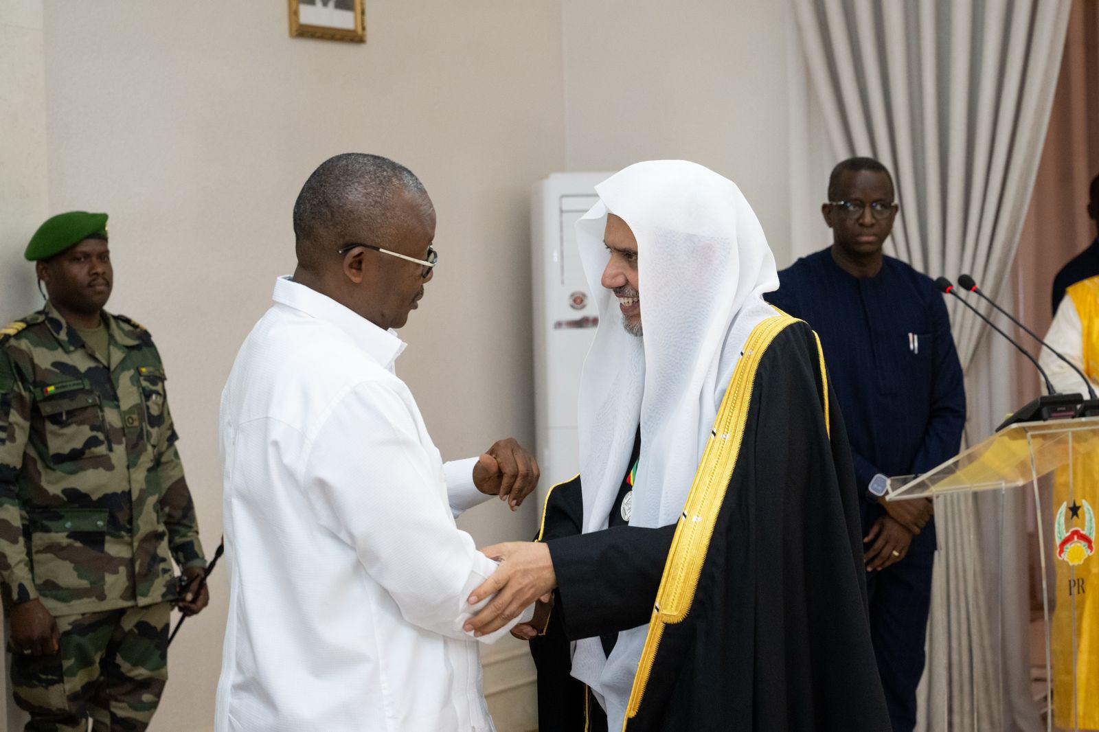 جانب من اللقاء جانب من اللقاء