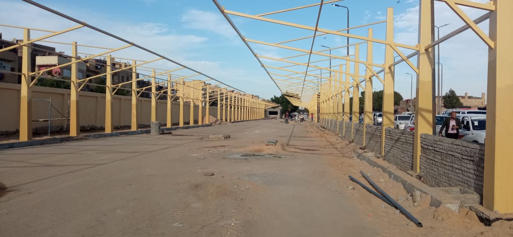 جانب من العمل فى تطوير موقف الأقاليم بالأقصر جانب من العمل فى تطوير موقف الأقاليم بالأقصر