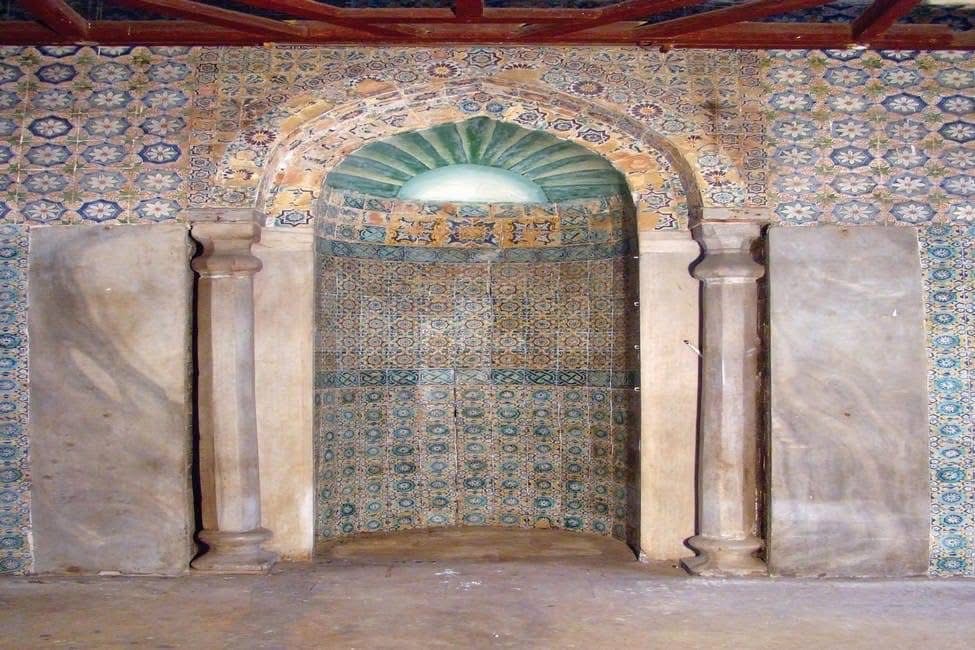 تفاصيل معمارية بمسجد تربانه